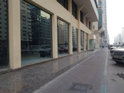 Shop for Rent in Al Najda Street, Abu Dhabi - Showroom available in heart of city