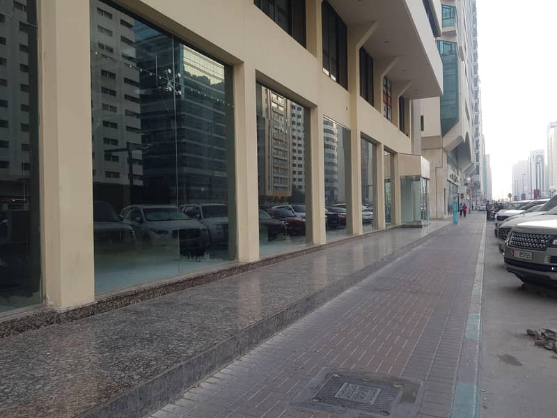 Showroom available in heart of city