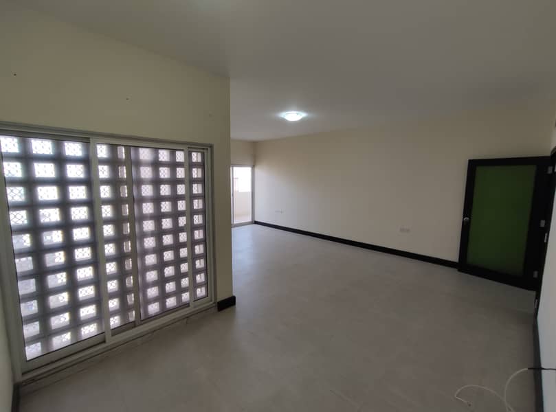 شقة في المرقبات ديرة 2 غرف 60000 درهم 6236068 شقة في المرقبات ديرة 2 غرف 60000 درهم 6236068