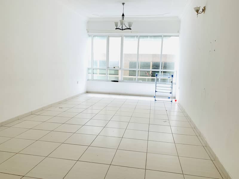 Limited time offer Spacious 2bhk for rent in 33k with balcony