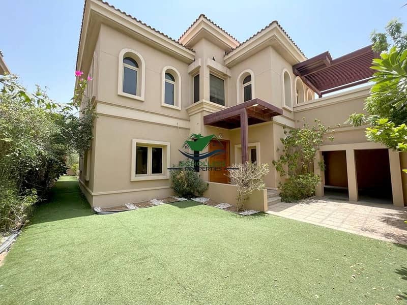 Luxury 4BR Villa +Private Pool in Royal Community| With All Amenities