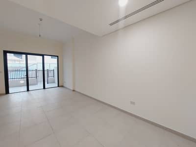 فلیٹ 2 غرفة نوم للايجار في مردف، دبي - شقة في نسايم افنيو تلال مردف مردف 2 غرف 91000 درهم - 6236927
