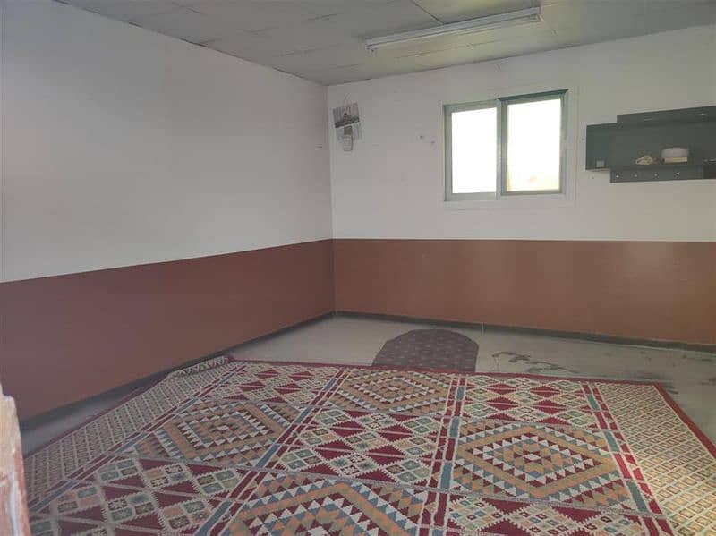 40 labor accommodation rooms for rent in Al Sajaa, Sharjah Industrial