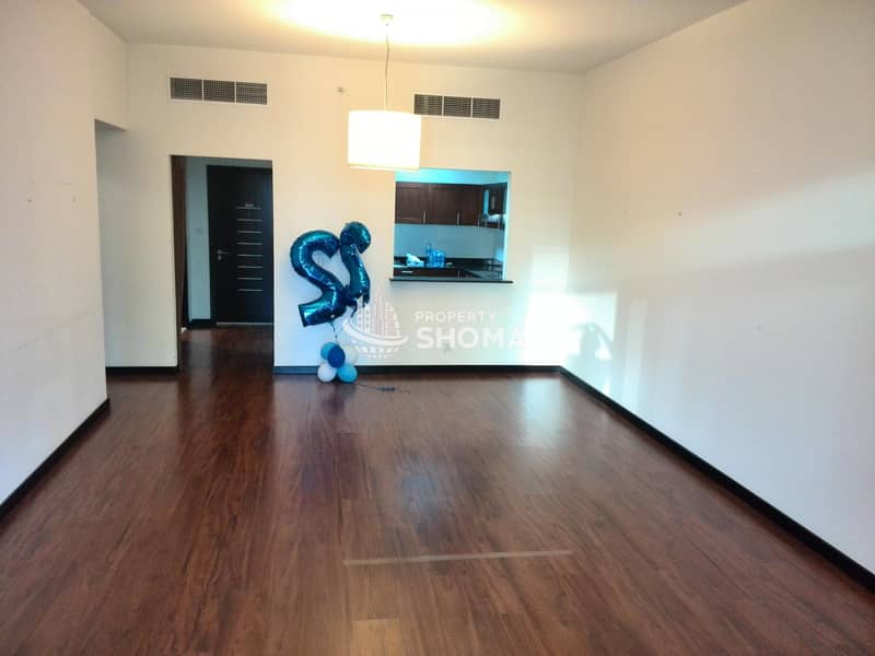 AC Free 2BR+maids | High Floor | Lake View
