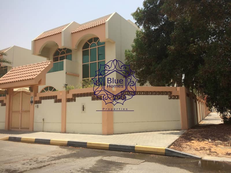 Luxury Villa in Compound with All Facilities in Sharqan