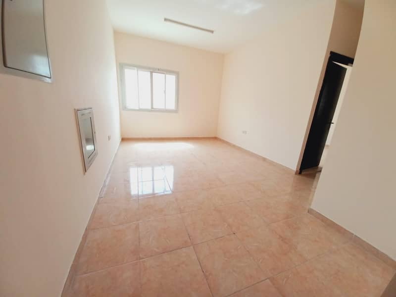 Квартира в Мувайле，Аль Захия, 1 спальня, 18000 AED - 6237949