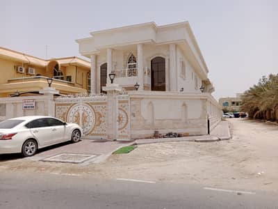 Luxurious 5bedroom corner villa prime location Al Rifa available for sale.
