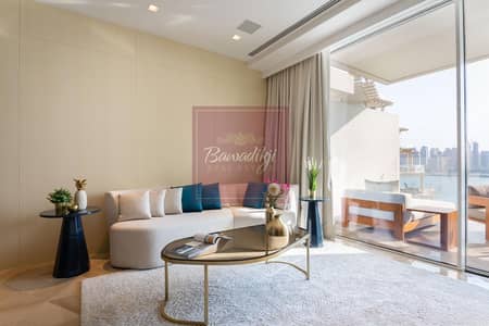 2 Bedroom Flat for Sale in Palm Jumeirah, Dubai - Luxurious 2BR apartment , Sea View