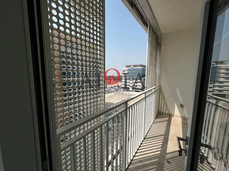 1BHK +Maid| balcony with a view | Khalifa Park
