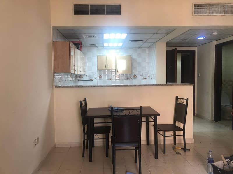 شقة في الحي البريطاني المدينة العالمية 1 غرف 30000 درهم 6240164 شقة في الحي البريطاني المدينة العالمية 1 غرف 30000 درهم 6240164
