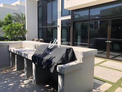 4 Bedroom Villa for Rent in Saadiyat Island, Abu Dhabi - Fully Upgraded | Landscaped with Pool | Furnished