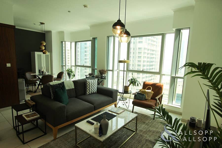 位于迪拜市中心，豪华公寓区，三号公寓大楼 1 卧室的公寓 110000 AED - 6241408
