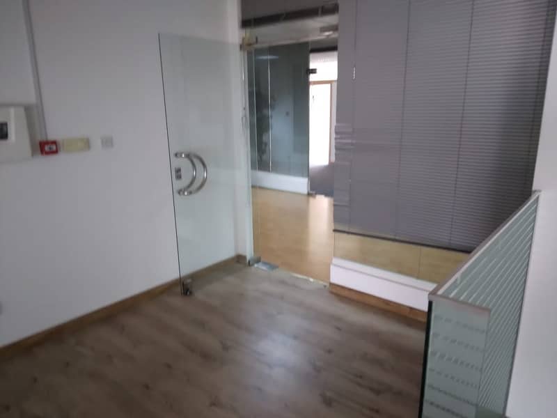 Full fitted amazing office ready to move in Full fitted amazing office ready to move in