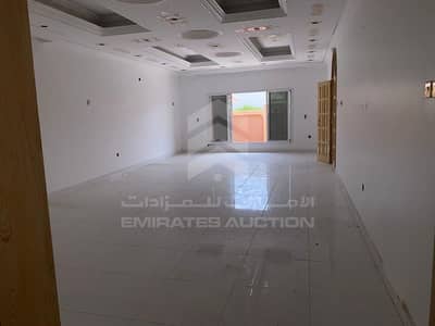 8 Bedroom Villa for Sale in Al Nekhailat, Sharjah - Villa - G + 1