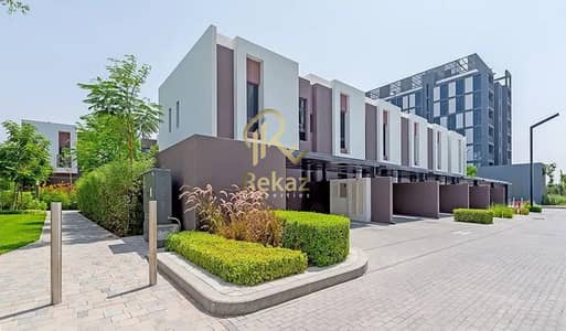 3 Bedroom Townhouse for Sale in Aljada, Sharjah - Ready 3BR in Aljada | Prime Location | Closed Kitchen | Appliances Free