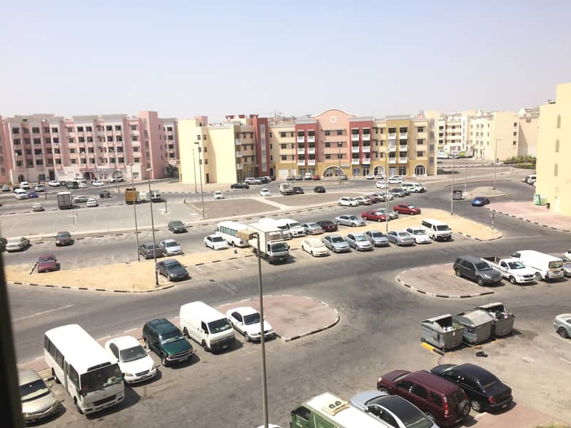 شقة في الحي المغربي المدينة العالمية 1 غرف 32000 درهم 6244032 شقة في الحي المغربي المدينة العالمية 1 غرف 32000 درهم 6244032