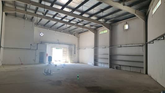 Warehouse for Rent in Al Quoz, Dubai - Facing  Main  Road  3500 SQFT For Trading and Storage  Purpose