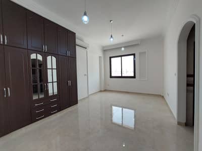 VIP LUXURIOUS SPACIOUS STUDIO WITH BUILT IN WARDROBES PRIME LOCATION MBZ