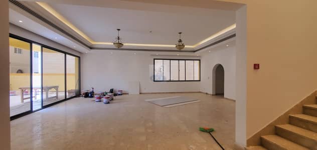 فیلا 4 غرف نوم للايجار في المرور، أبوظبي - فیلا في شارع المرور المرور 4 غرف 220000 درهم - 5025158