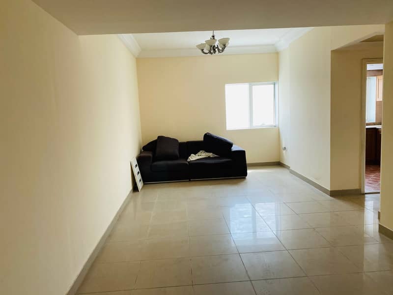 شقة في شارع التعاون الجديد،التعاون 2 غرف 29000 درهم - 6177559