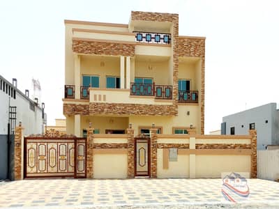 4 Bedroom Villa for Sale in Al Yasmeen, Ajman - For urgent sale, one of the most luxurious villas in Ajman, with super deluxe design and finishing, with the possibility of bank financing, at a snaps