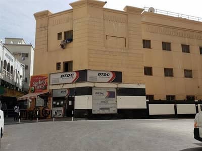 Studio for Rent in Bur Dubai, Dubai - 2,600/- Monthly Base Sharing / Bachelor Apartment Available For Rent In Bur Dubai (BA) Studio for Rent in Bur Dubai, Dubai - 2,600/- Monthly Base Sharing / Bachelor Apartment Available For Rent In Bur Dubai (BA)