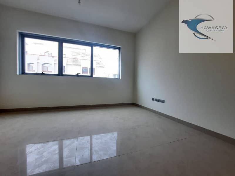 Bright & Clean | 2 Bed Room Apartment | Basement Parking | Balcony