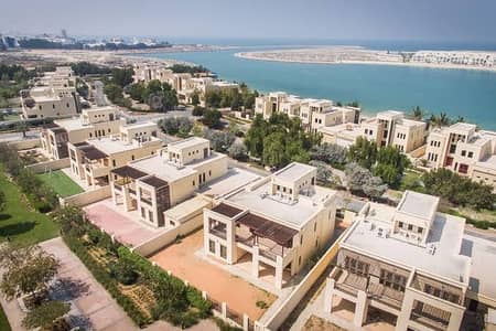 فيلا مجمع سكني 3 غرف نوم للبيع في میناء العرب، رأس الخيمة - فيلا شاطئية رائعة في ميناء العرب بخطة سداد 20٪