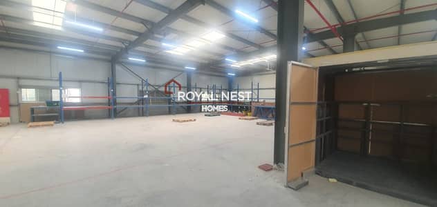 Warehouse for Rent in Al Warsan, Dubai - brand new warehouse for rent in warsan