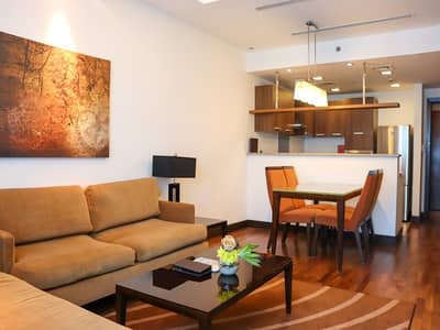 شقة فندقية 1 غرفة نوم للايجار في الصفوح، دبي - One Bedroom Executive - Living Room