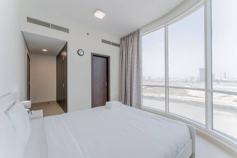 16 Bedroom with Balcony