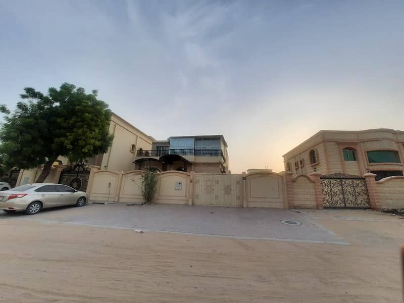 G+1 VILLA 6 BEDROOMS 2 HALL 2 KITCHEN 2 SEPARATE ENTRANCE IN MOWAIHAT