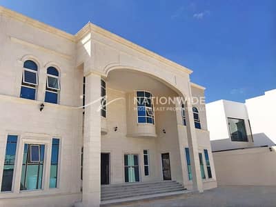 10 Bedroom Villa for Sale in Mohammed Bin Zayed City, Abu Dhabi - Ultimate In Space Living with Reef Terrace