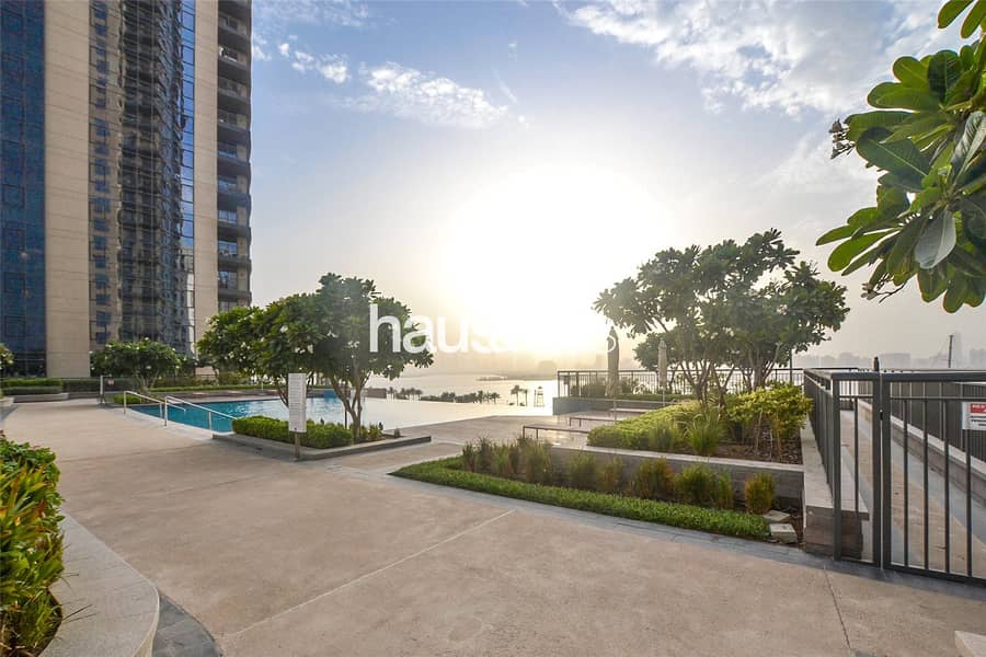 Harbour Access | Spacious Lounge | View Today