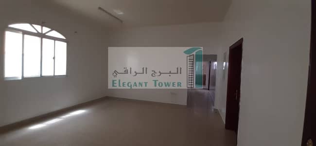 فلیٹ 4 غرف نوم للايجار في الشوامخ، أبوظبي - للايجار شقة ضمن فيلا في مدينة الشوامخ سوبرديلوكس  مكونه من اربع غرف نوم
