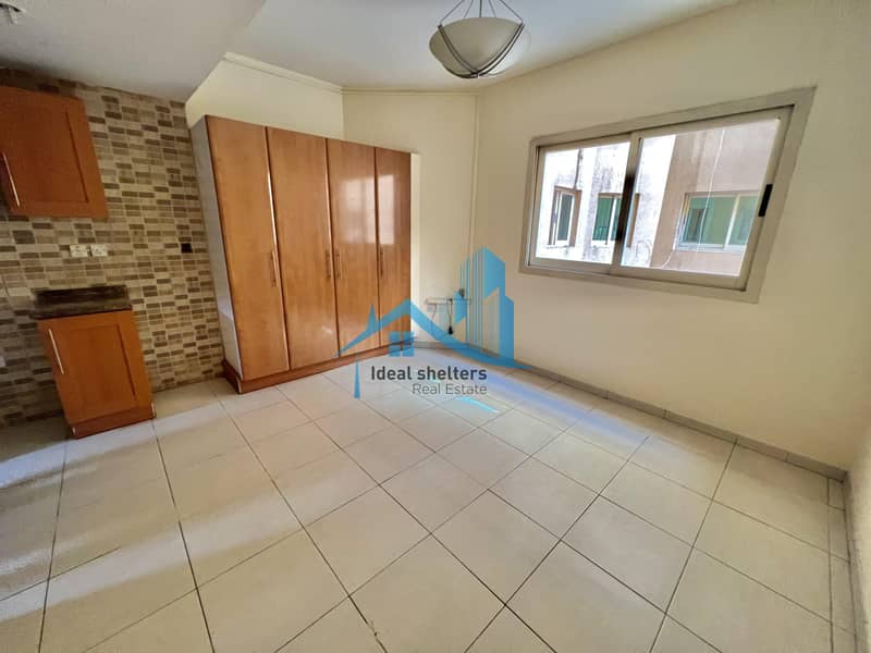 CHEAPEST STUDIO | CENTRAL AC | WARDROBES | PARKING