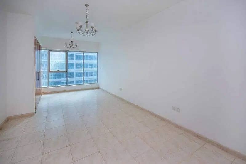位于迪拜公寓大楼，天际阁大厦 的公寓 24000 AED - 6252529