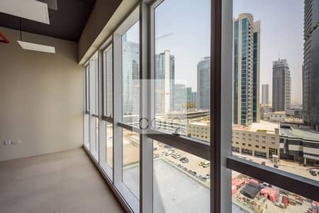 Fitted Office with High Quality Finishes Fitted Office with High Quality Finishes