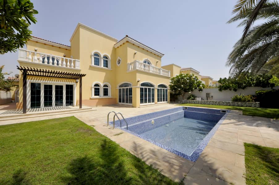 Вилла в Джумейра Парк，Легаси, 5 спален, 7450000 AED - 6091273