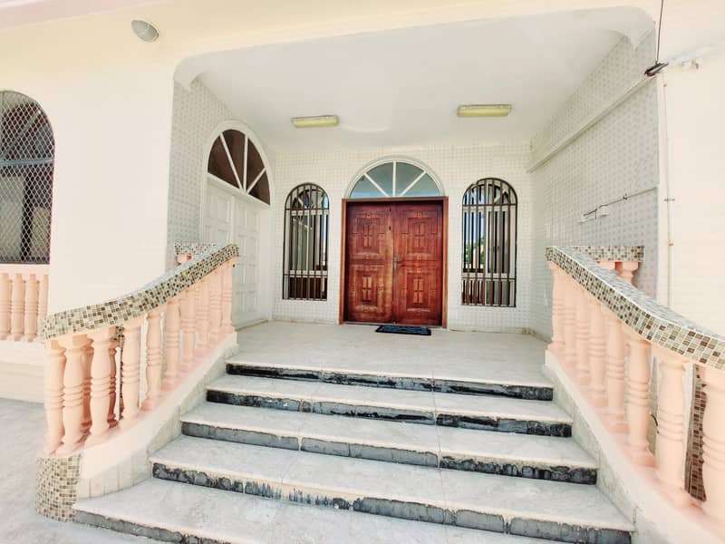 3br Villa with Conference Room, TV Lounge, Kitchen and Maid Room close to Lulu Hypermarkete Al-Qadisiya Sharjah.
