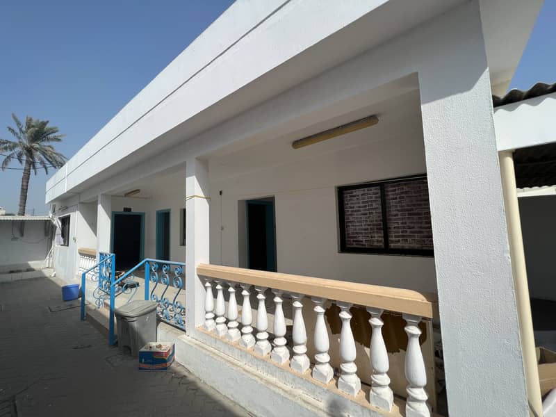 فیلا في الوحيدة ديرة 5 غرف 150000 درهم 6258559