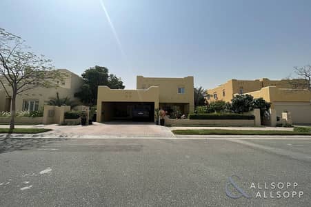 4 Bedroom Villa for Sale in Arabian Ranches, Dubai - Vacant On Transfer | Pool | Single Row