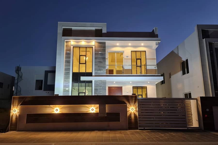 At the price of a snapshot and without down payment, a villa opposite the mosque, one of the most luxurious Ajman villas in the design of Jumeirah Dub