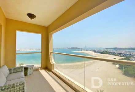 2 Bedroom Flat for Rent in Palm Jumeirah, Dubai - Full Sea View | Beach Access | Vacant