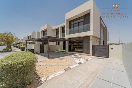 5 Bedroom Villa for Rent in DAMAC Hills, Dubai - Contemporary | Ready to move in | Modern decorated
