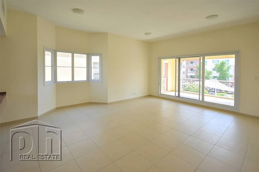 Stunning One Bedroom Apartment Ready Now