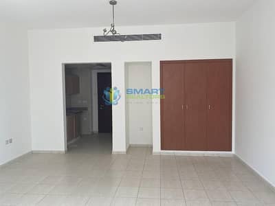 Studio for Rent in International City, Dubai - Very Clean and Bright Studio for Rent Next to Bus Stop