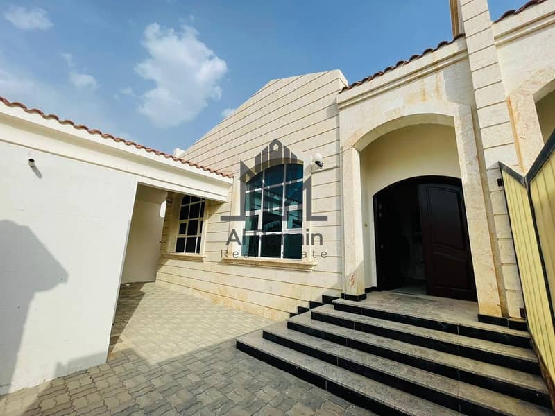 Ground Floor Villa With Private Entrance & Yard