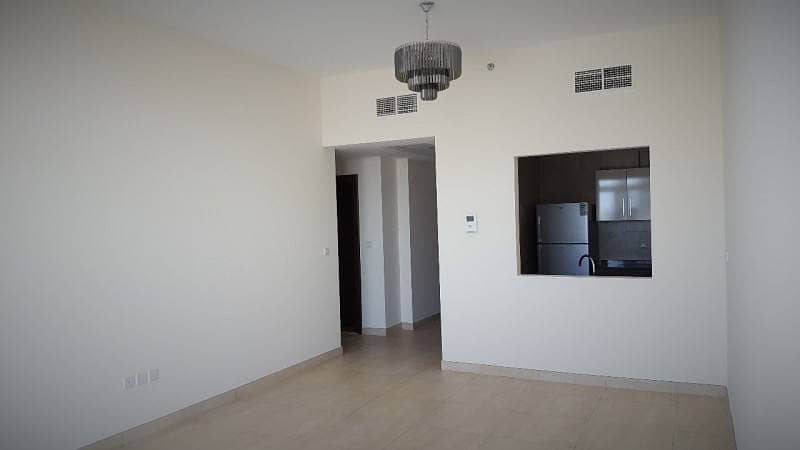 Spacious Newly constructed 2 Bed with 3 Bath