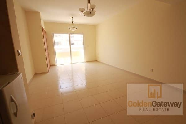 Without Parking | Beautiful Studio With Lake |260,000